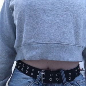 H&M grey cropped pull over